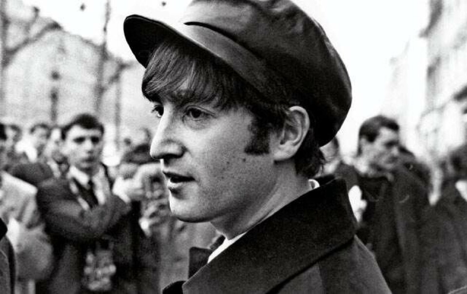 John Lennon: 'Jeg har så mange fuldstændig sindssyge fans. En skønne dag er der en af dem, som virkelig elsker mig, men har en skrue løs, der gør noget frygteligt'