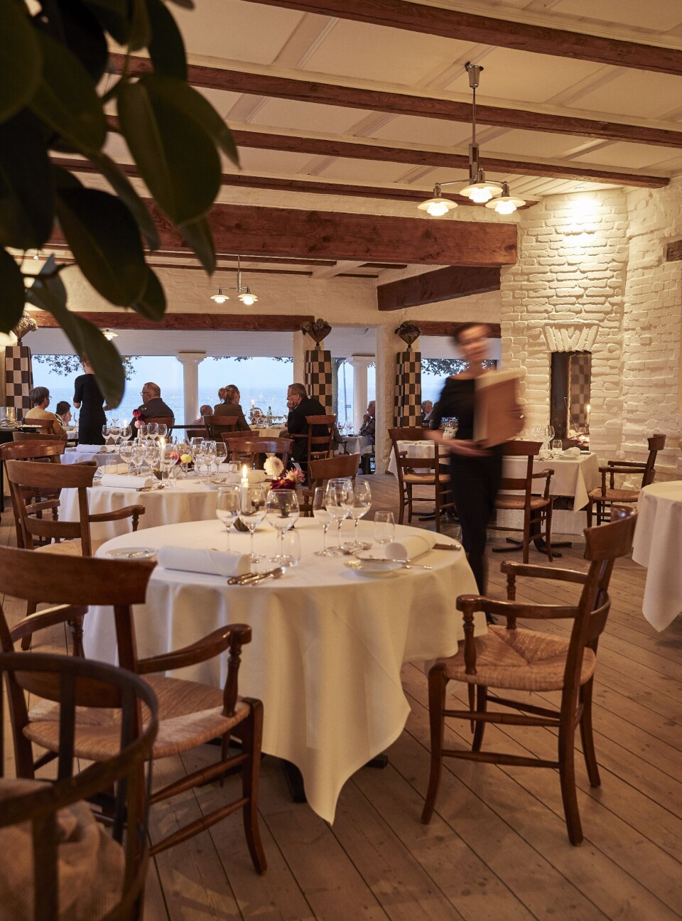 Mad-mekka, krogede kyster og knitrende pejs: Her er Fyns bedste restauranter, oplevelser og hoteller