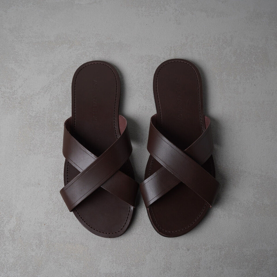 Arne Jacobsen og Børge Mogensen foretrak den. Nu vender 'arkitekt-sandalen' tilbage i en opdateret version