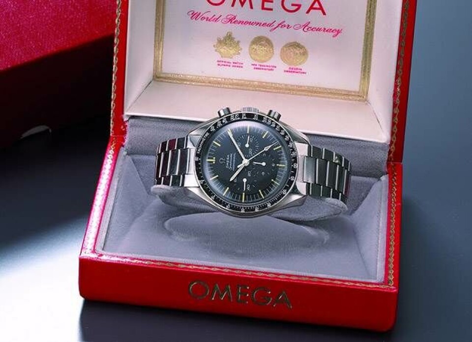 Omega sætter ur på dansk astronaut