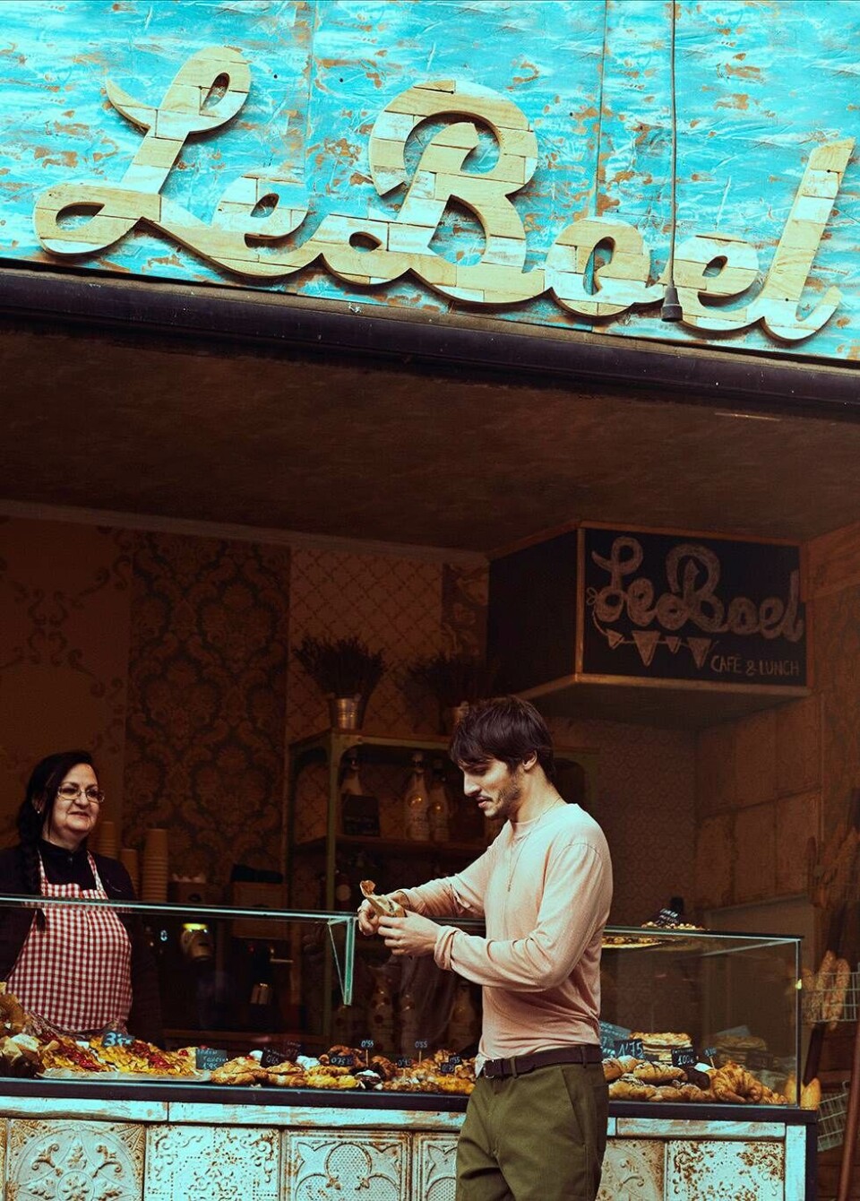 Modeserie fra Barcelona: 9 perfekte outfits til afslappede dage