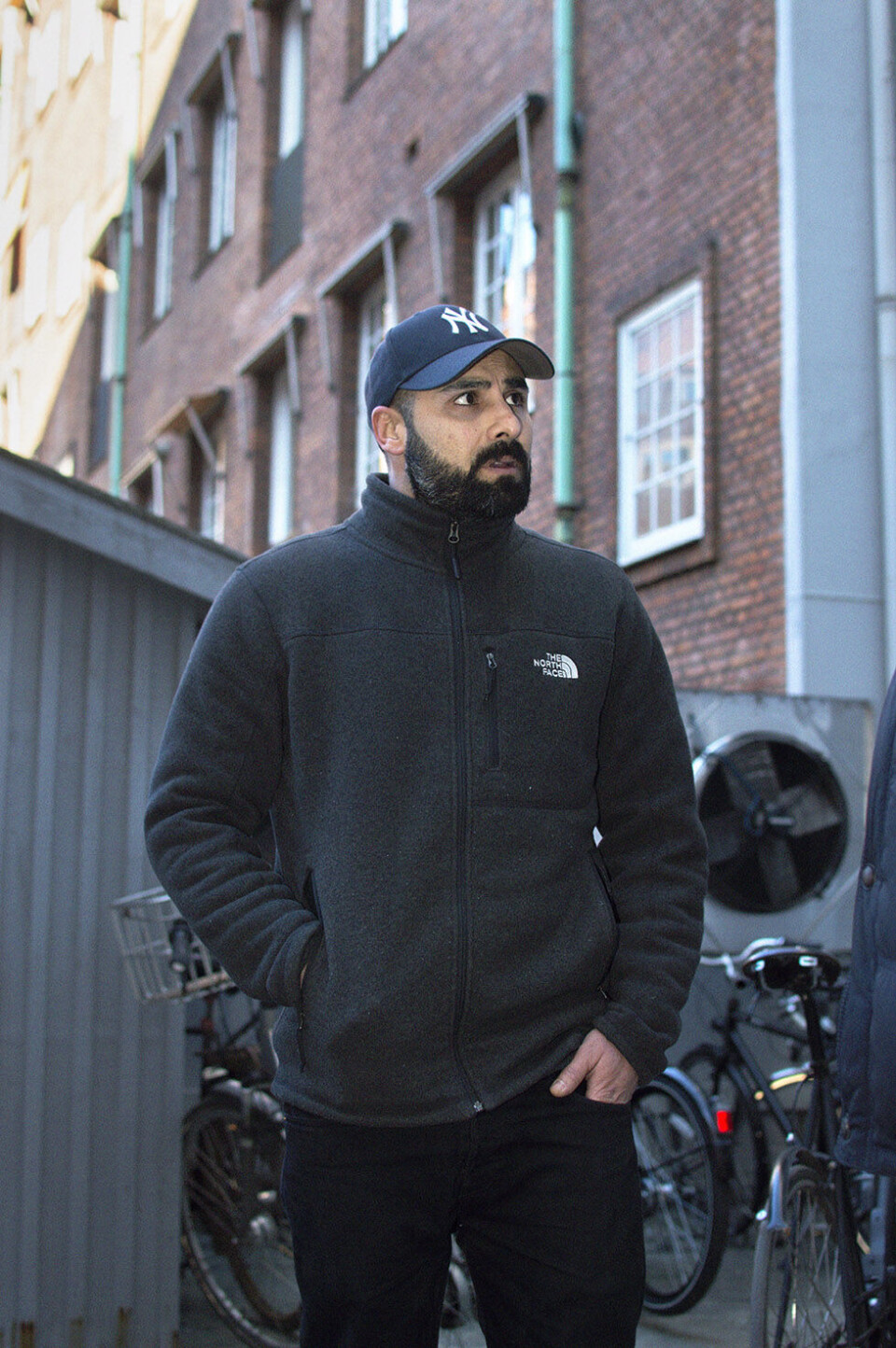 Radiovært Poya Pakzad: fra internetkriger til etableret radioaktivist