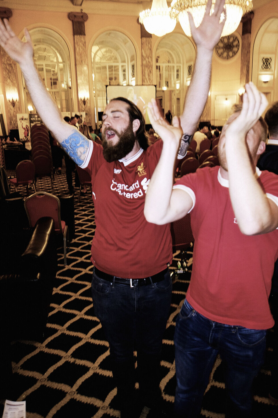 Festen fes ud i fodboldbyen: ”Her bliver man født Liverpool-fan”