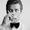 Den tidligere James Bond-skuespiller Roger Moore er død