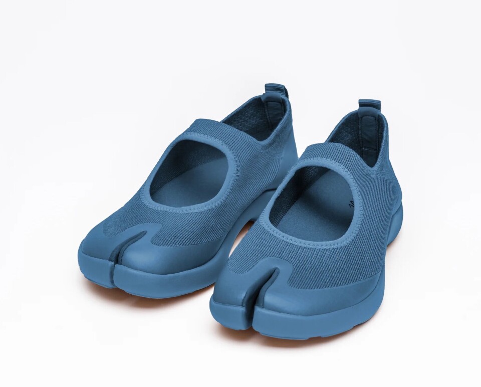 Lad os sige det, som det er: Denne sommer skal du gå i sneakersandaler
