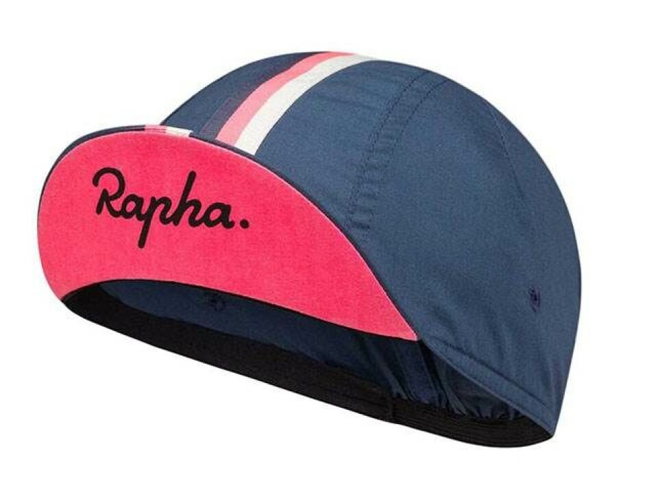 Modeposten: Nyt lovende, dansk tøjmærke: ”Nu har vi set nok strikhuer og fuldskæg, det er tid til at mænd finder deres egen unikke stil”