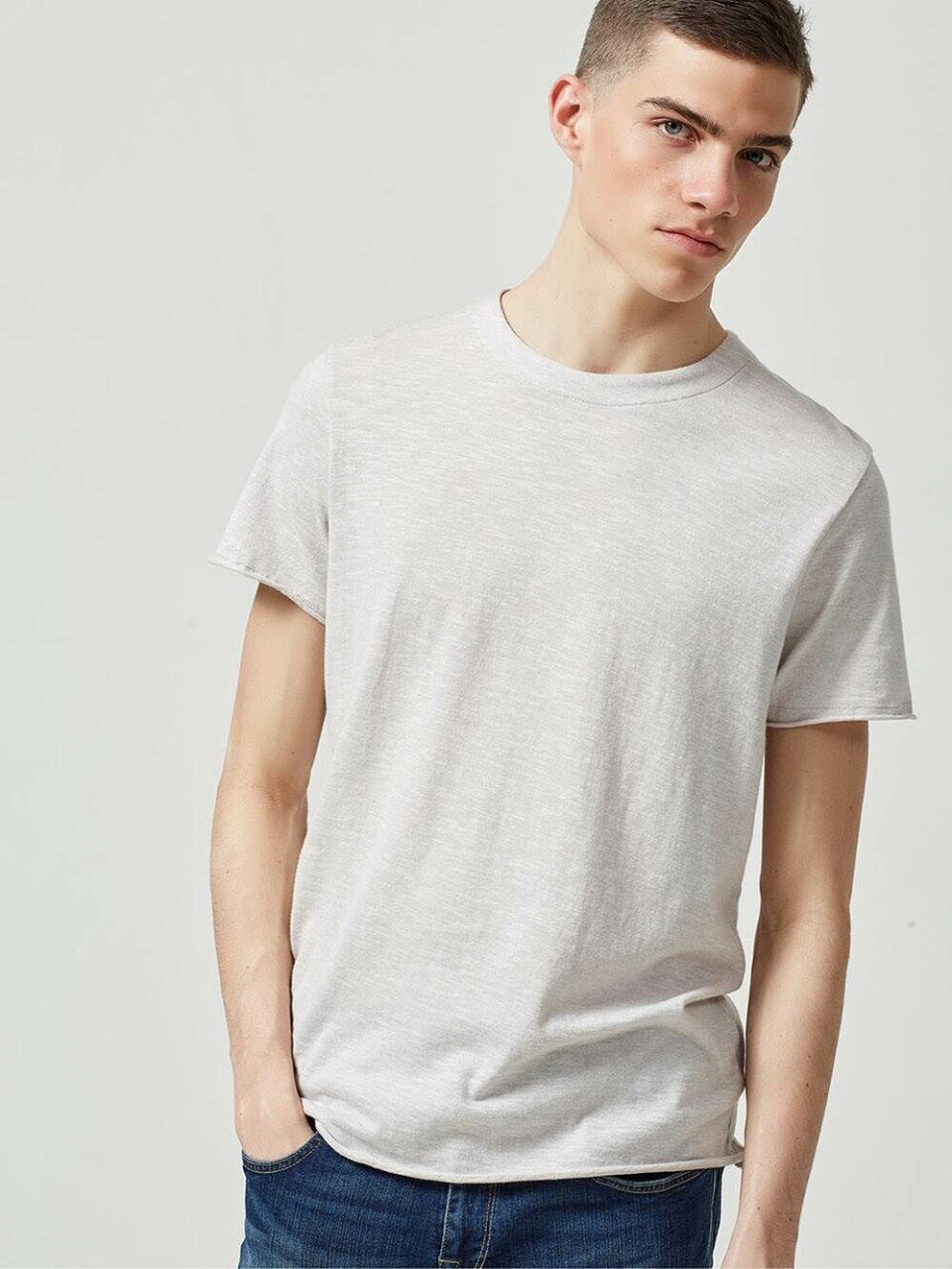 12 sommerlige T-shirts til under 200 kroner