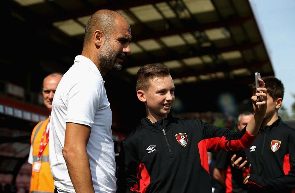 Fra gentleman til hooligan: Her er Pep Guardiolas stiludvikling i 16 billeder