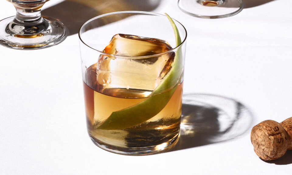 Afslut året med manér: Her er tre cocktails til jul og nytår