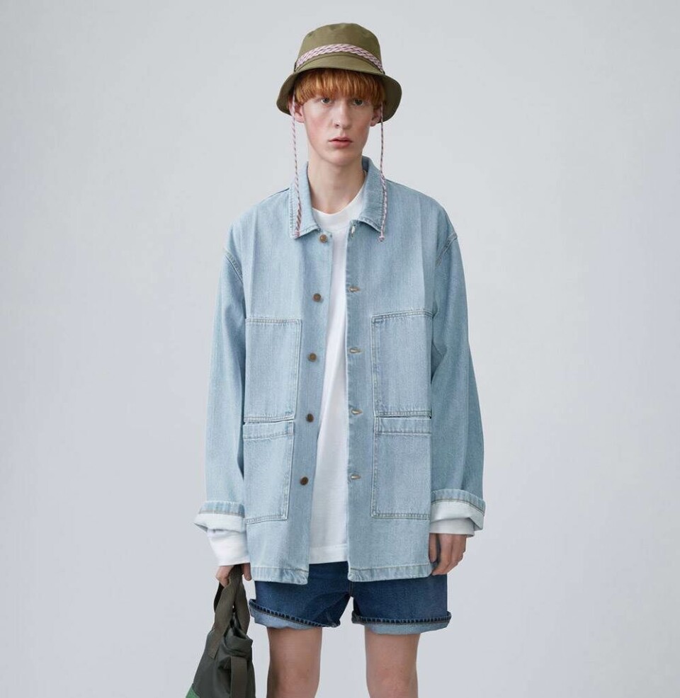 Fem modige måder at bære denim på denne sommer