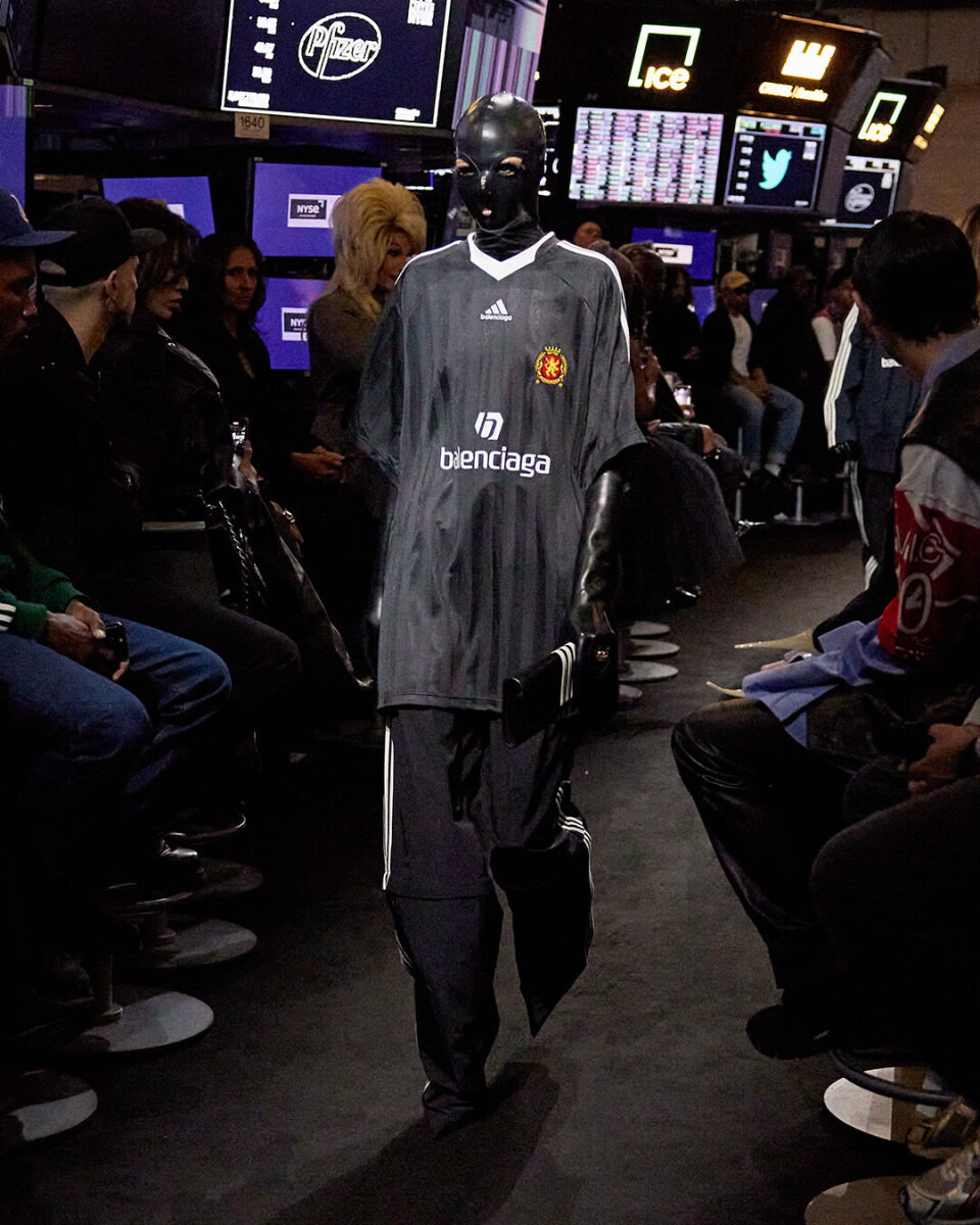 Balenciaga og Adidas' hypede kollektion kan allerede købes nu