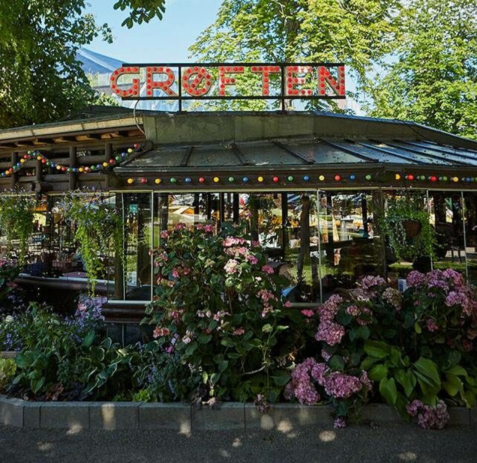 Anmeldse af 7 restauranter i Tivoli