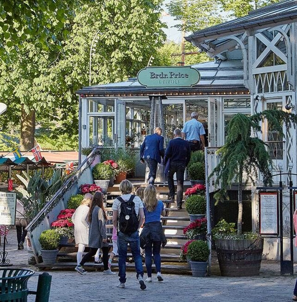 Anmeldse af 7 restauranter i Tivoli
