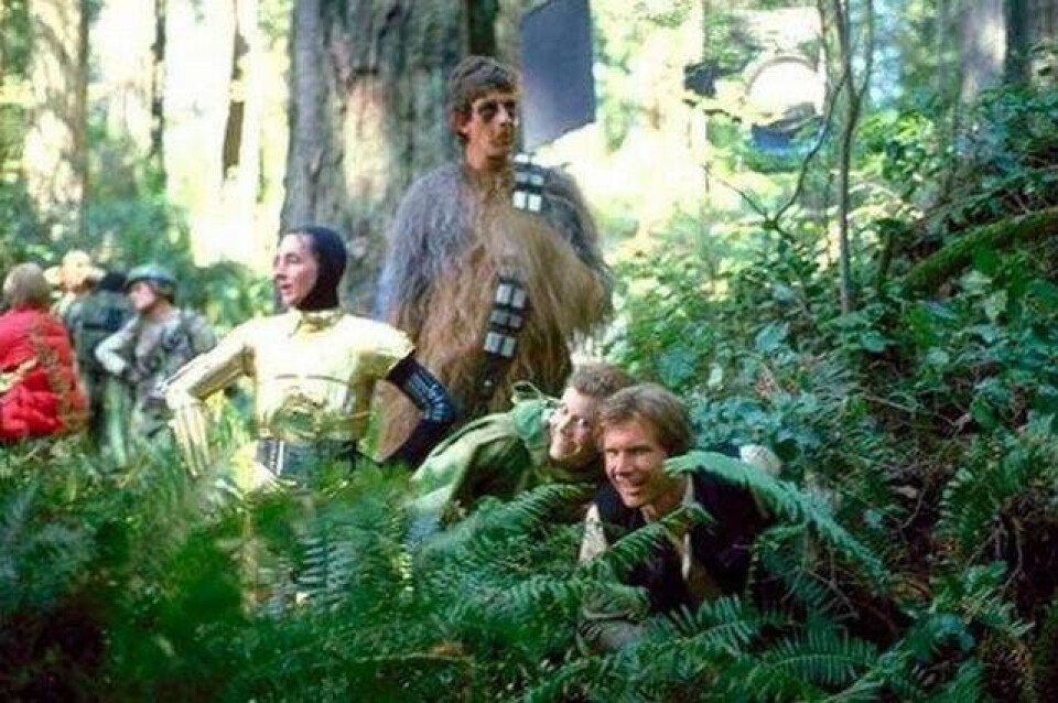 Chewbacca-skuespiller deler masser af billeder fra Star Wars