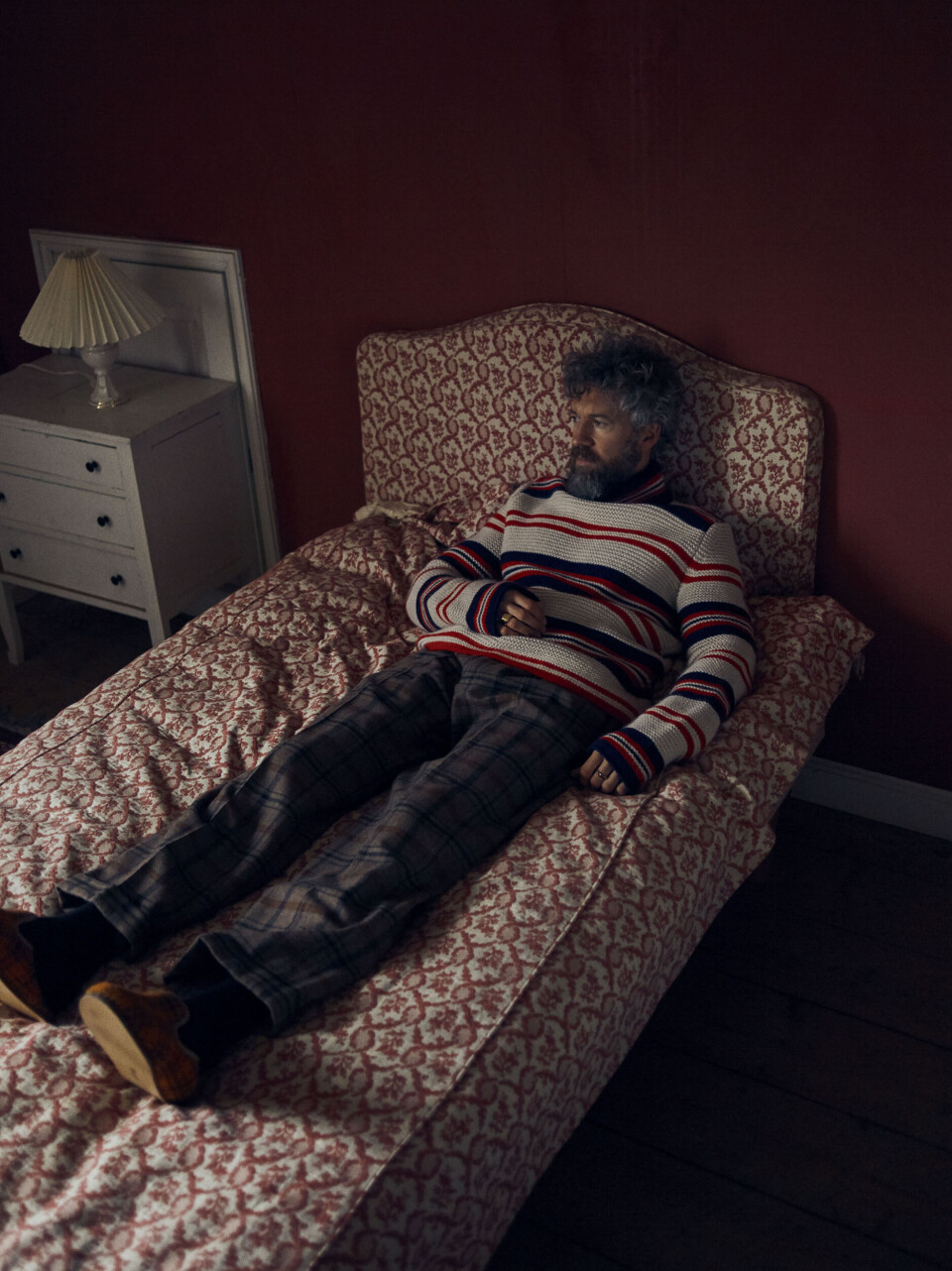 Modeserie: Træd ind i et støvet univers af adelig karakter