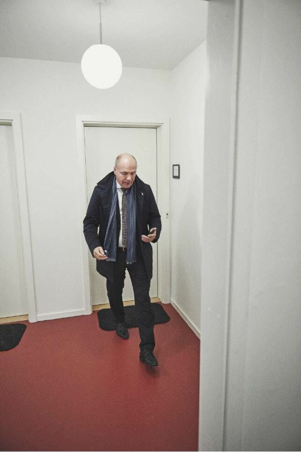 ”Hvis du er svag, er du på vej væk. Schæferhundene går altid efter det blødende dyr i flokken”