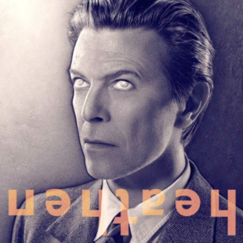 Stilikonet David Bowie: Fra cool 70'er-stil til velklædt slipsedreng