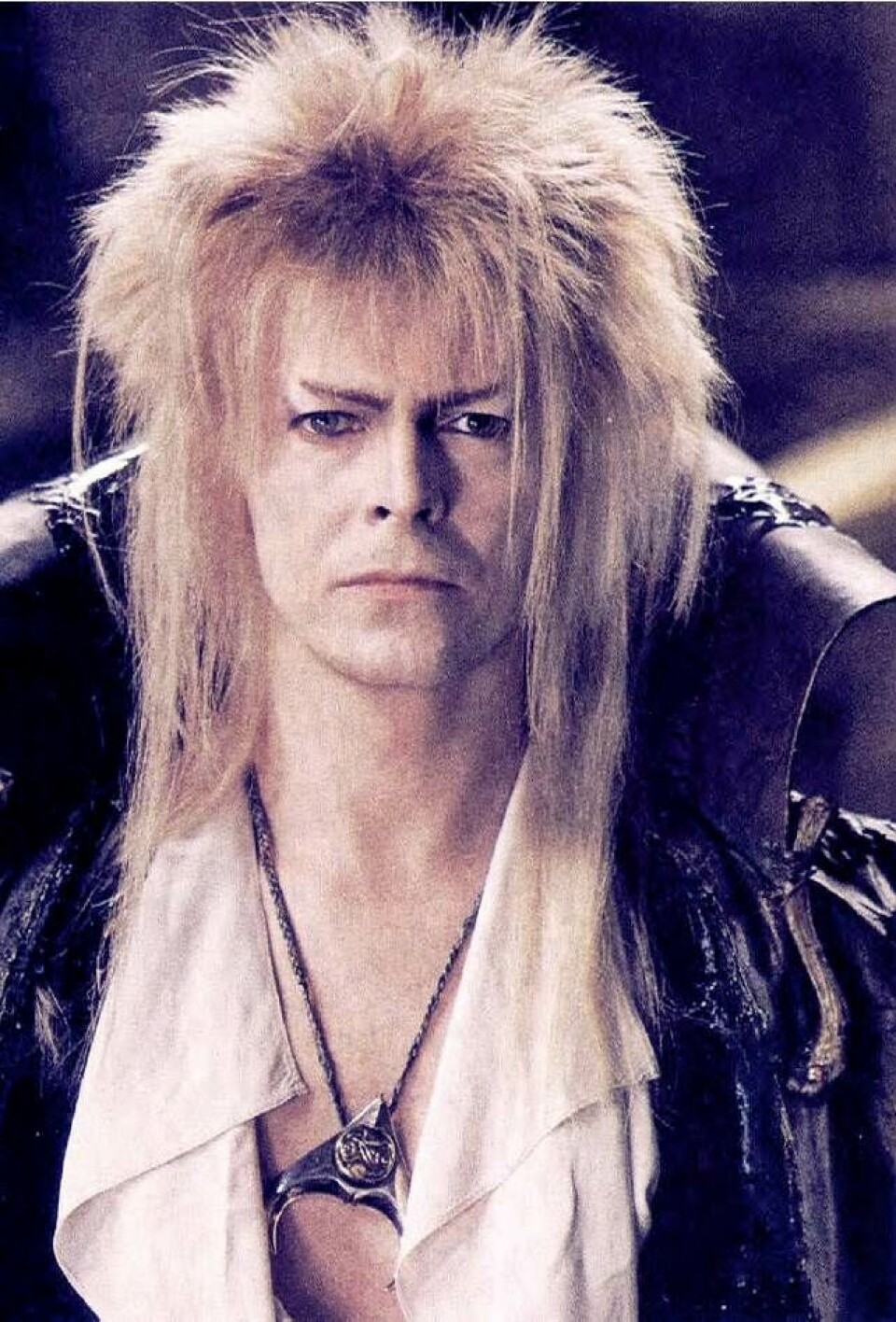 Stilikonet David Bowie: Fra cool 70'er-stil til velklædt slipsedreng
