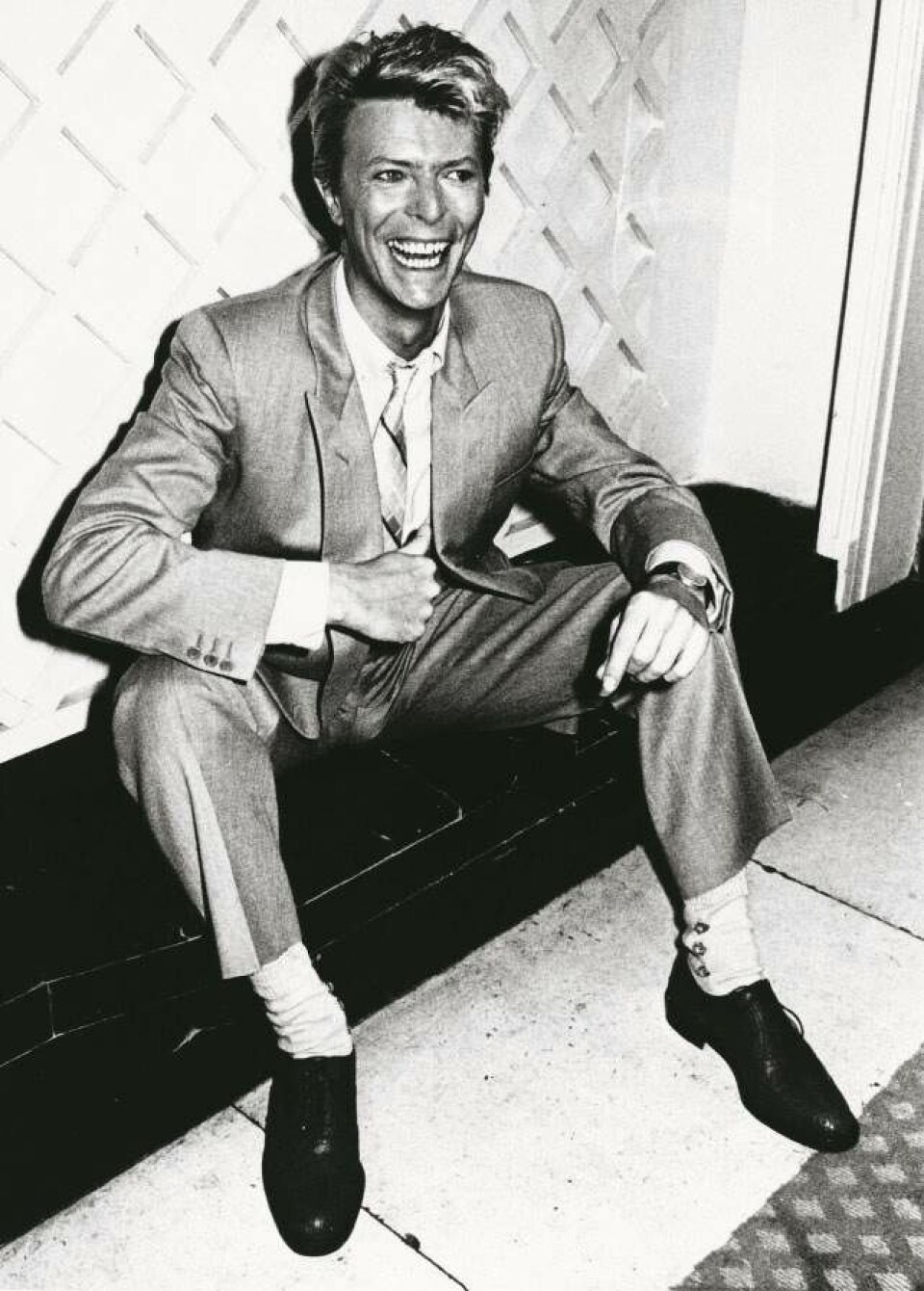 Stilikonet David Bowie: Fra cool 70'er-stil til velklædt slipsedreng