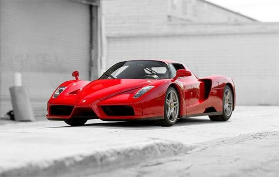 Nu kan du få fingre i McLaren F1, Bugatti Veyron og den sidste Ferrari Enzo