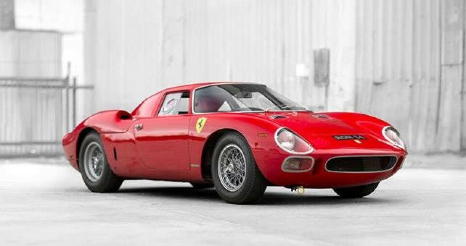 Nu kan du få fingre i McLaren F1, Bugatti Veyron og den sidste Ferrari Enzo
