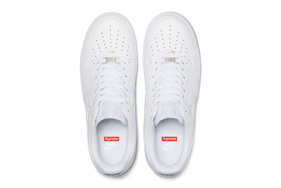 Supreme sætter sit præg på ikonisk Nike-sneaker