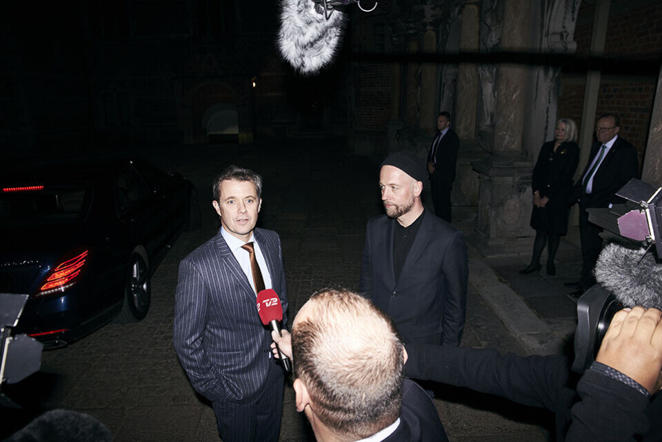 Kasper Eistrup afslørede portræt af Kronprins Frederik: 'Vi har udvekslet bands til hinanden. Det har været alt fra rock til klassisk musik'