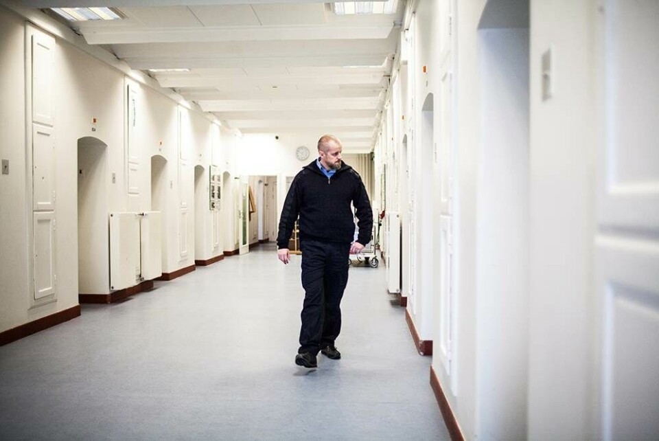 43-årige Jimmy er fængselsbetjent: “Jeg har sgu aldrig kigget mig over skulderen, når jeg har fri”