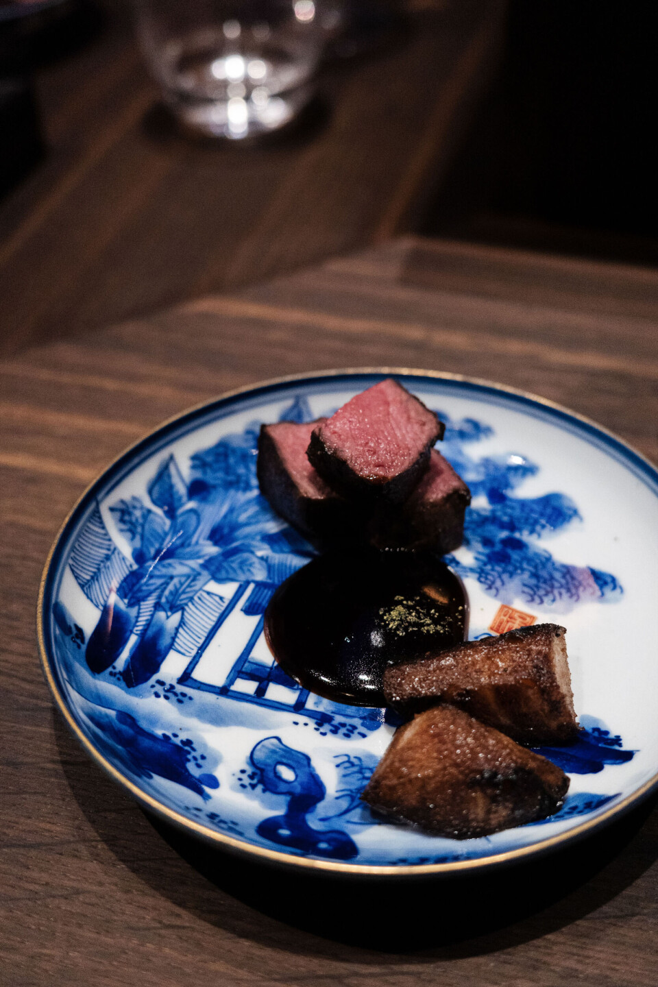 Sushi Anaba-ejer og sake-ekspert åbner nyt: “Gæsterne kommer lidt på prøve hos os”