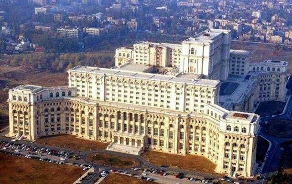 Diktatoren og hans gigantpalads