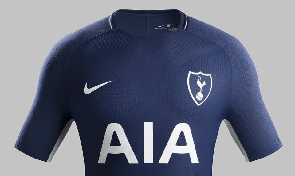 To storhold skifter tøjsponsor: Se Chelsea og Tottenhams nye spillertrøjer fra Nike