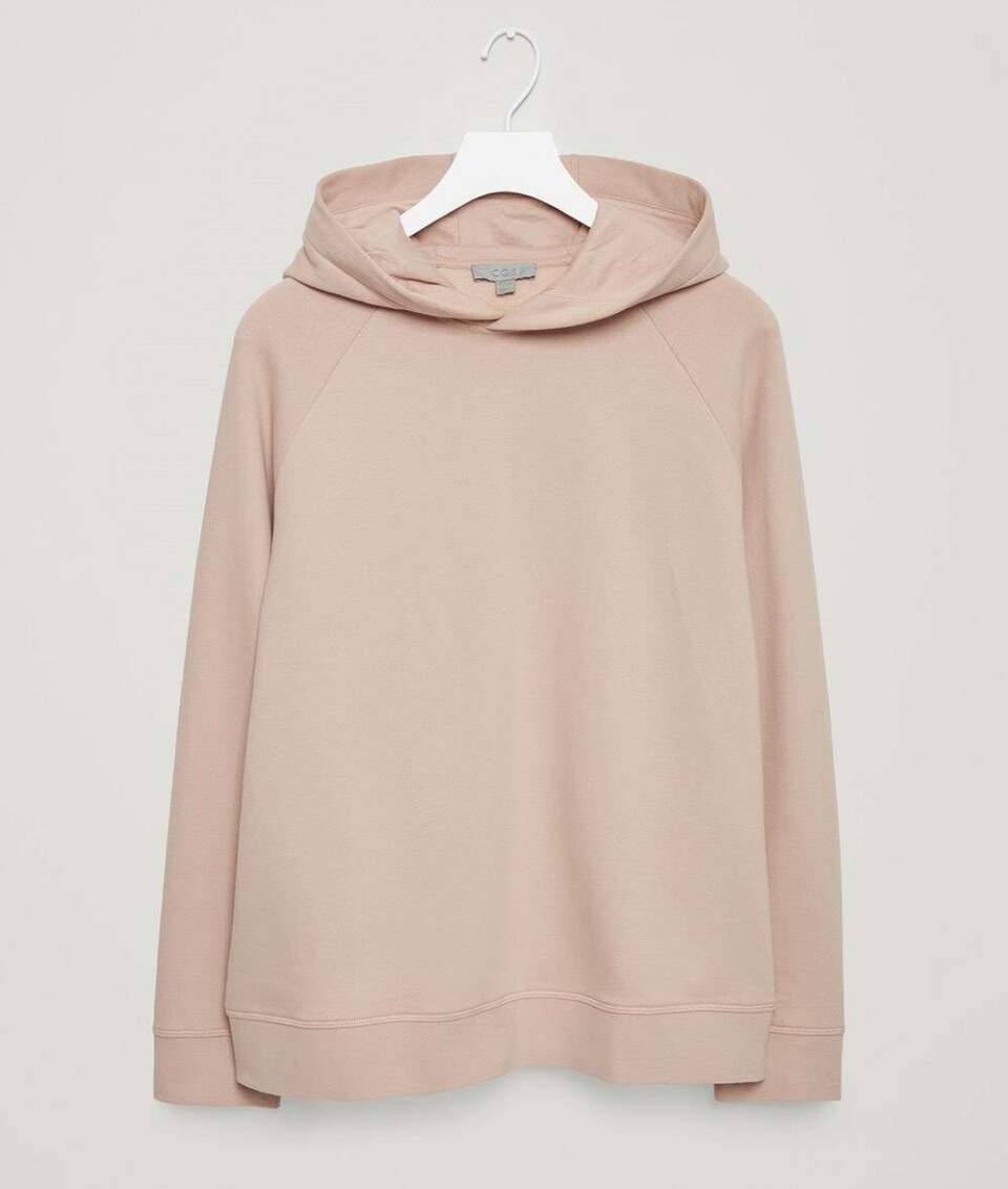Sådan får du et helt sommeroutfit til under 2.500 kroner