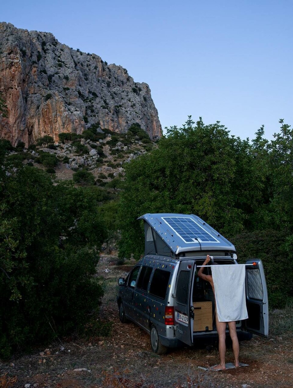 Designtalentet Anker Bak: “Møbelsnedkerfaget er noget af det fineste, vi har i Danmark”