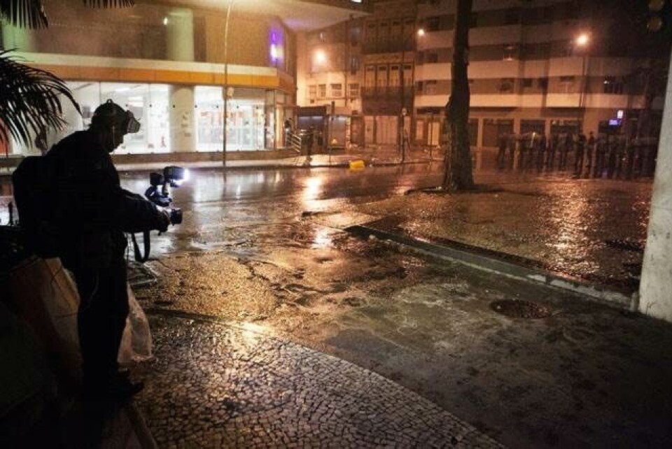 Protest i paradis: Tåregas og molotow cocktails i Rio de Janeiro
