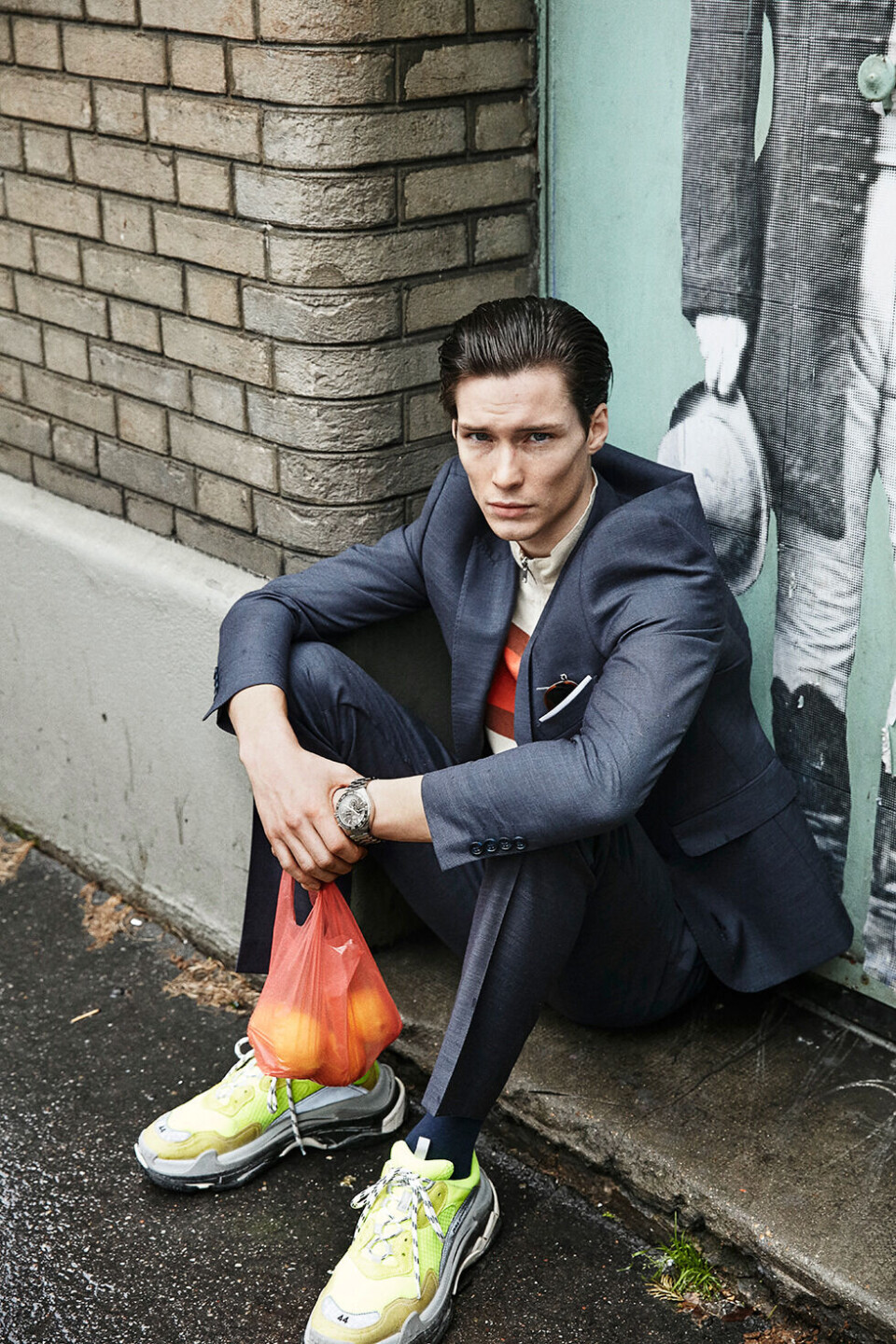 13 outfits: Lyse cottoncoats, lange striber og frække sneakers bringer dig rigtig langt dette forår