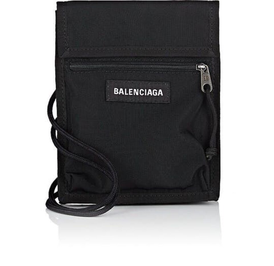 7 smarte pengekatte, der gør dig sommertrendy og holder tyven på afstand