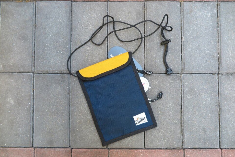 7 smarte pengekatte, der gør dig sommertrendy og holder tyven på afstand