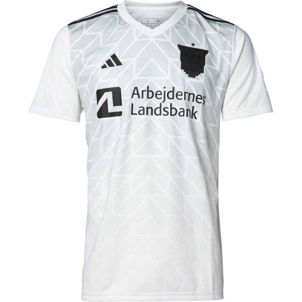 Euroman rangerer Superliga-klubbernes udebanetrøjer. Afsløring: Niveauet er lavt