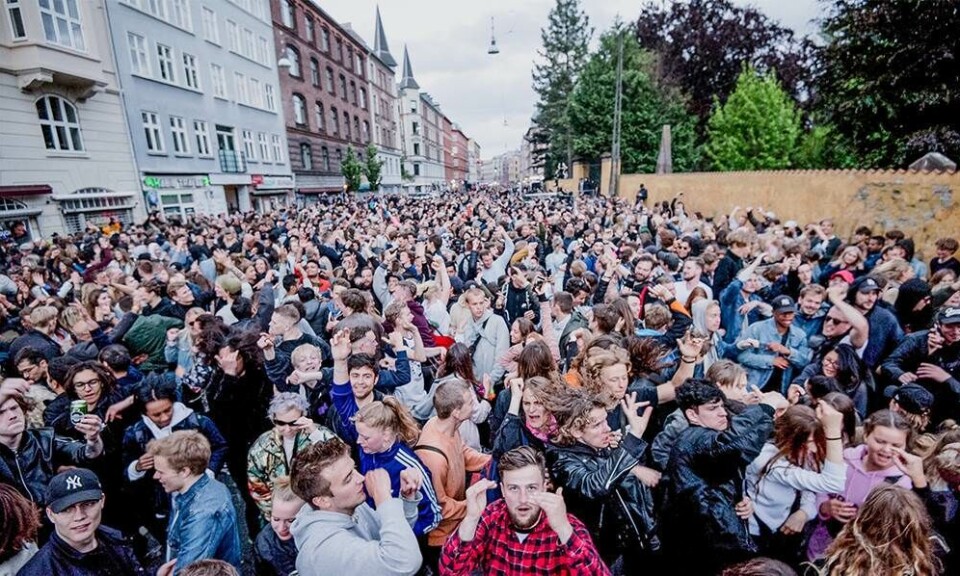 Se de bedste billeder fra Distortion-gadefesten på Nørrebro
