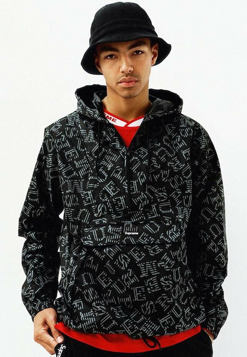Supreme bringer 90’ernes gadestil tilbage