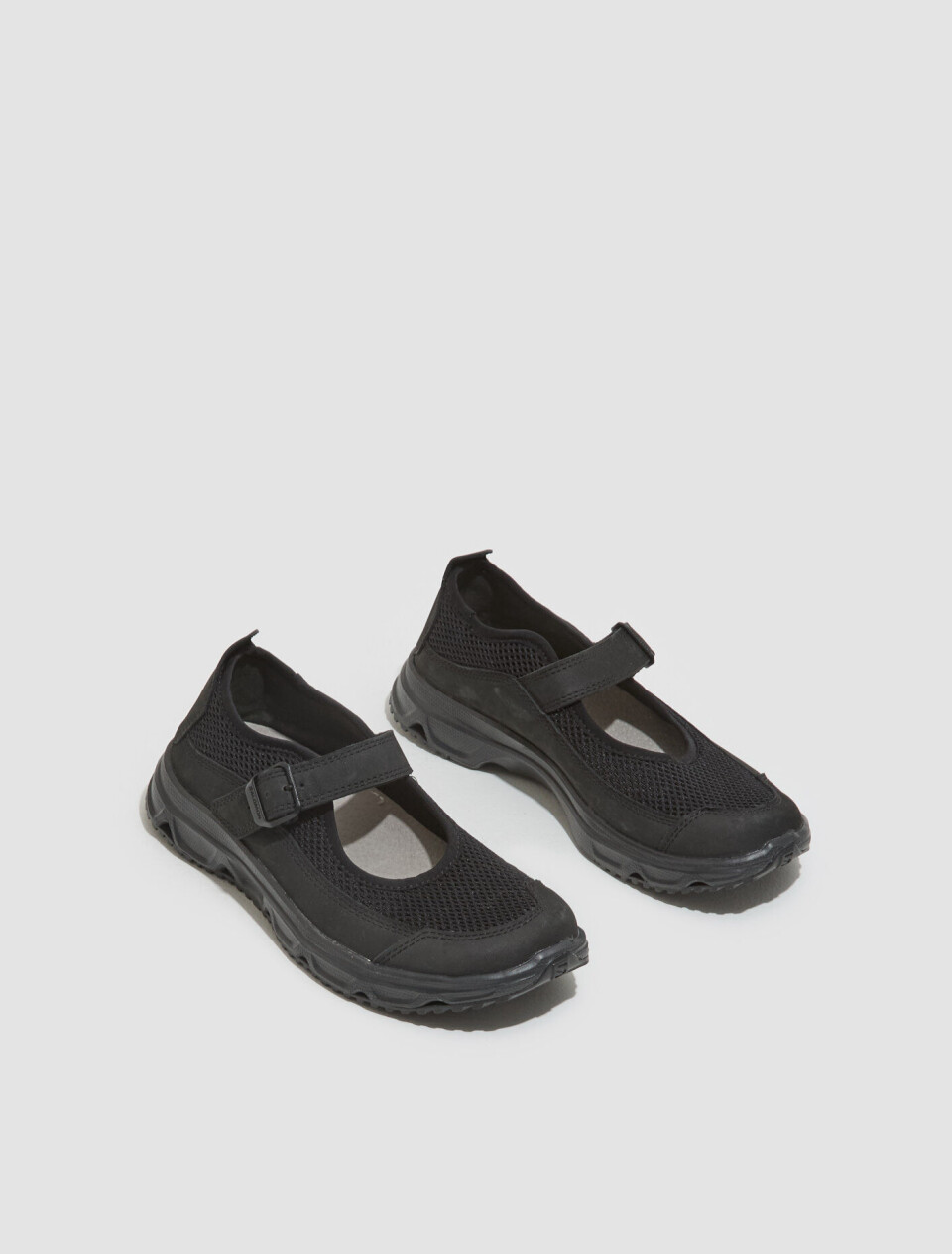 Du kan ikke sidde med os, hvis du ikke har sandaler på. Vi anbefaler 12 gode modeller