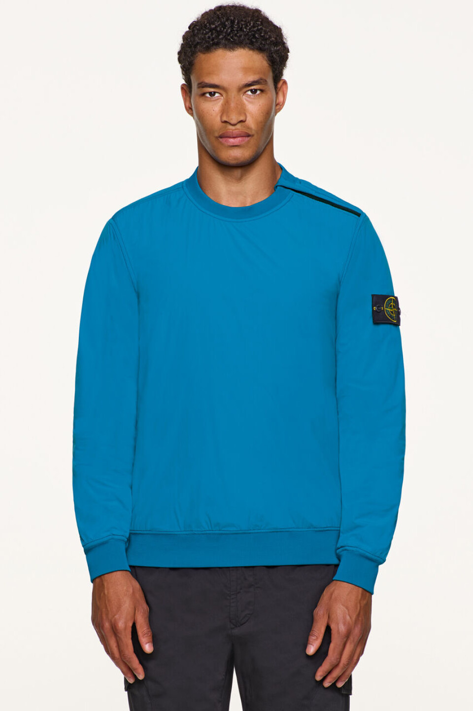 Bliv klar til golfbanen med den nye kollektion fra Stone Island og Nike