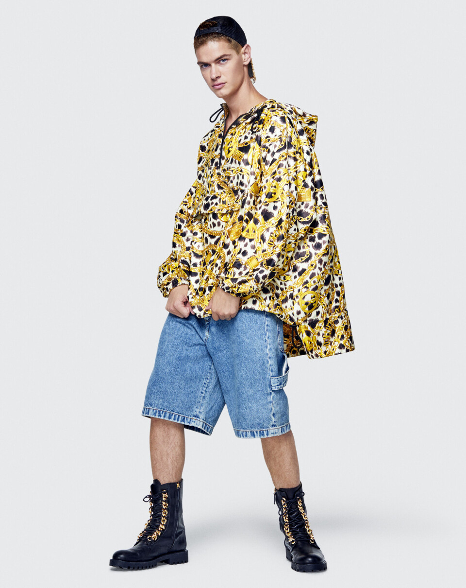 Se den fulde Moschino X H&M kollektion her