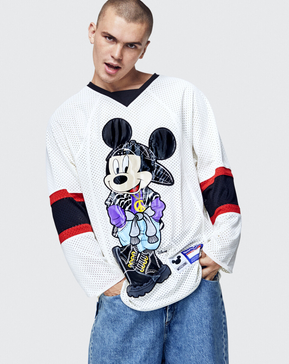 Se den fulde Moschino X H&M kollektion her