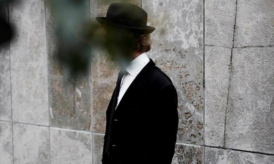 Morten tjener penge på at give kvinder sex og selskab