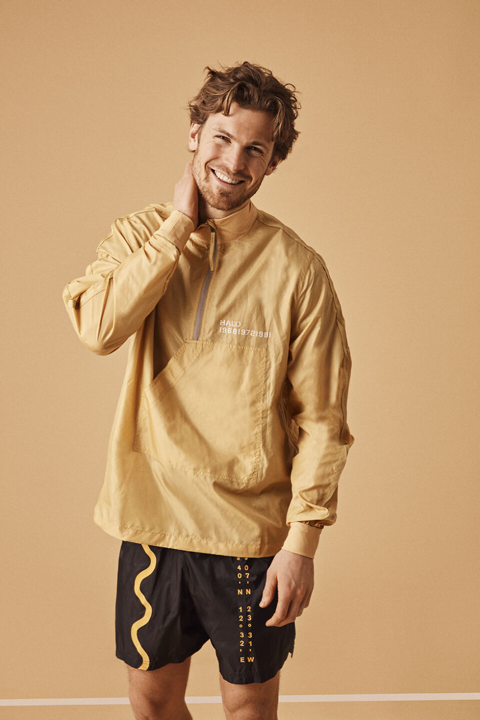 Modeserie: 10 outfits med nylonbukser og gummisko