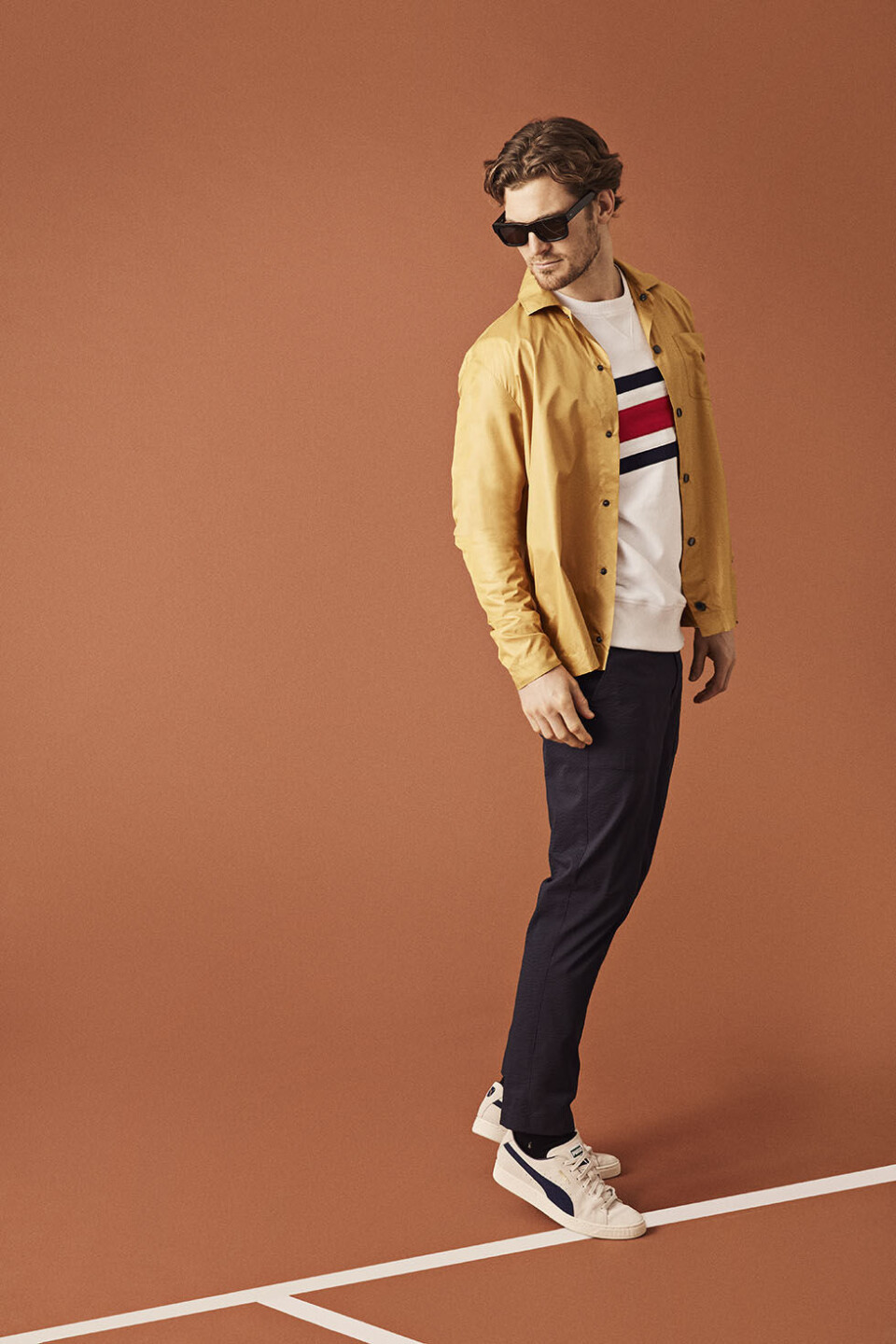 Modeserie: 10 outfits med nylonbukser og gummisko