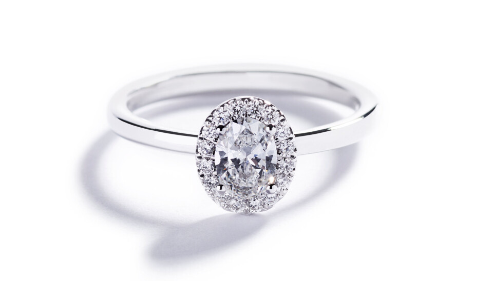 En juveler guider: ”Sådan finder du den helt rigtige forlovelsesring”