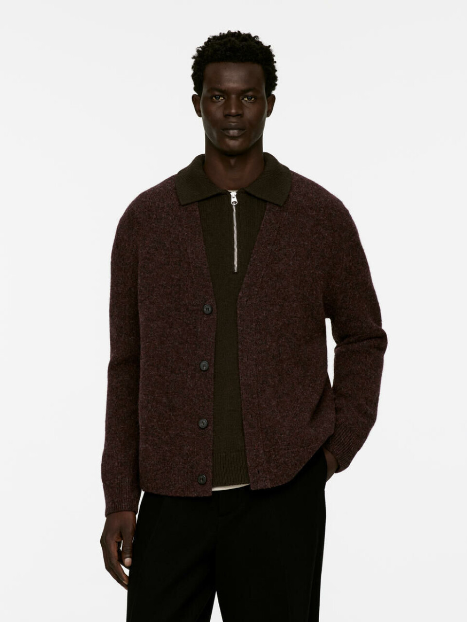 Man kan ikke se himlen for bare cardigans for tiden. Vi har fundet 11 gode køb