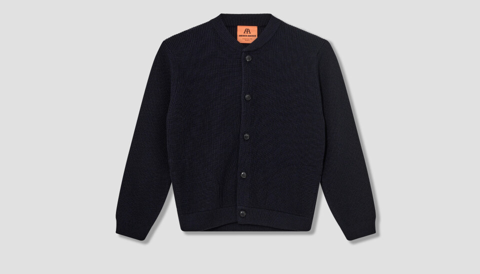 Man kan ikke se himlen for bare cardigans for tiden. Vi har fundet 11 gode køb